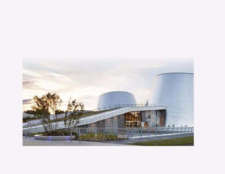 AI为图片添加渐透明效果的详细操作步骤。