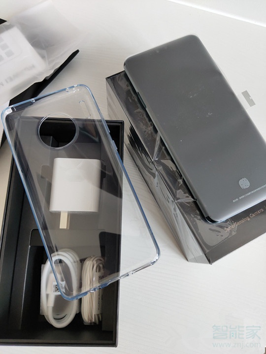 关于华为mate30收音机搜不到信号频道怎么办。