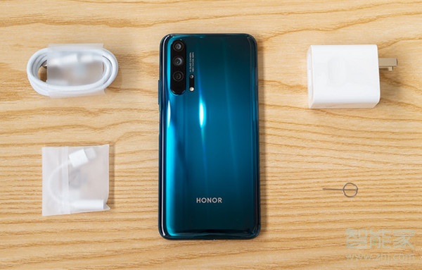 关于坚果pro3和荣耀20pro有什么区别。