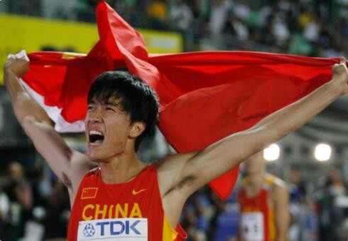 关于刘翔在2004年雅典奥运会中，男子110米栏决赛的成绩是。