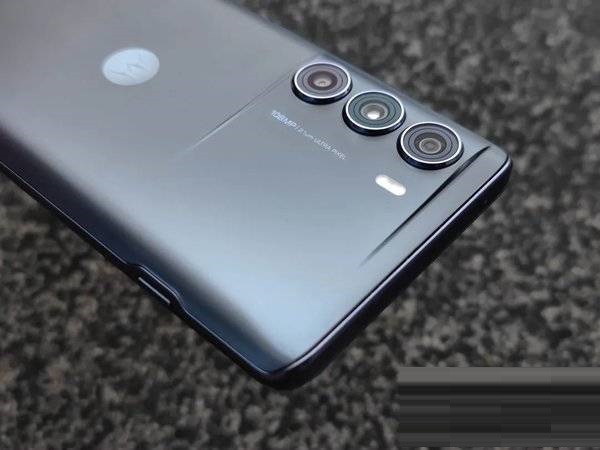 关于摩托罗拉edgeS30性价比怎么样