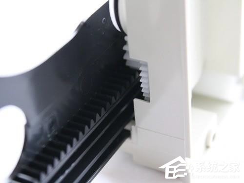 关于蓝光光驱和DVD光驱的区别介绍（蓝光光驱和普通光驱的区别）