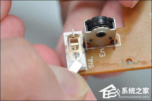 关于鼠标怎么拆开保养零件