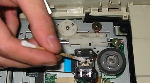 关于Win7系统电脑DVD光驱不读盘怎么回事
