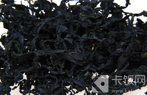 干紫菜是紫色的,炖汤后却变成了绿色,这是买到了假紫菜了吗。
