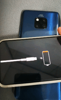 华为Mate 20 Pro有亮点，摇身一变成为“土豪”充电宝