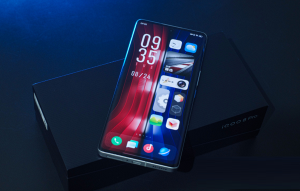 iQOO8Pro支持自适应刷新吗