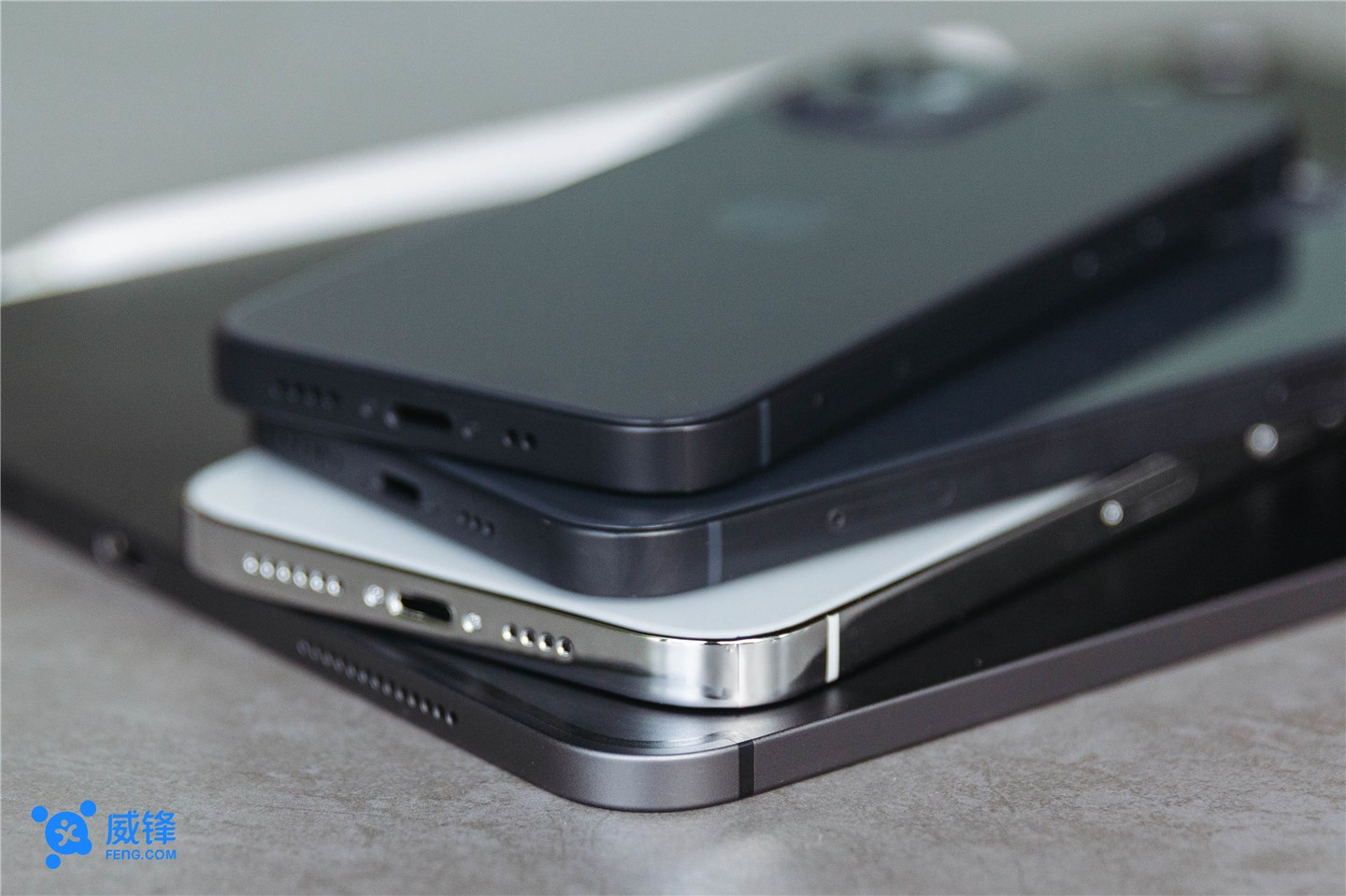 经验分享苹果 iPhone 12 机模上手体验：我已经提前看到未来的 “街机”。