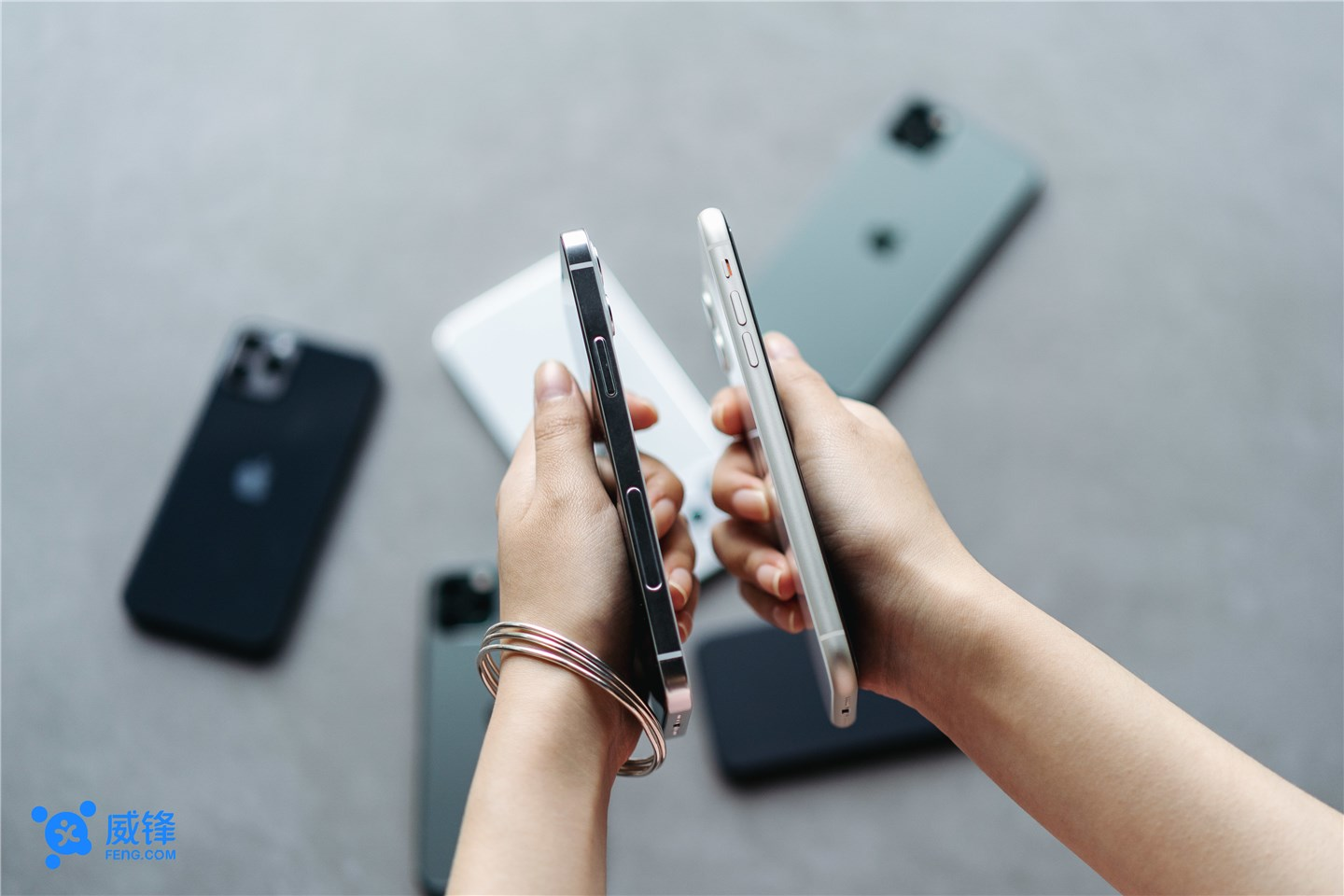 经验分享苹果 iPhone 12 机模上手体验：我已经提前看到未来的 “街机”。