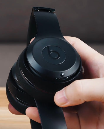 经验分享beats solo 3 wireless进行重置的方法介绍。