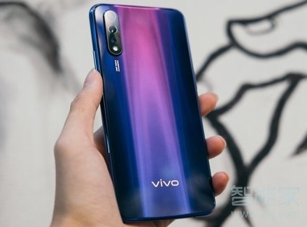 经验分享vivo s5和z5哪个好。