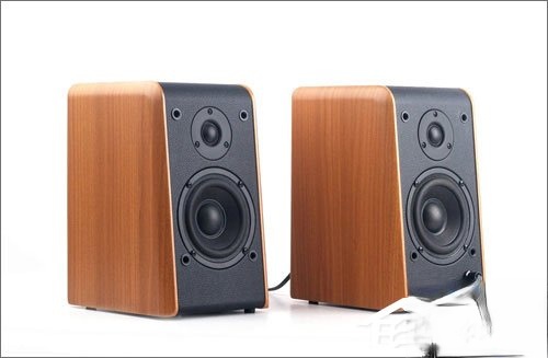 麦博音箱怎么样。