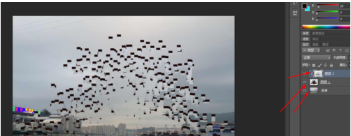 photoshop做出打散相框的操作过程。