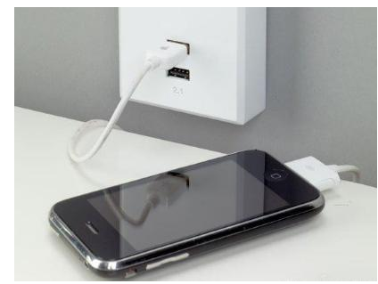 手机充电后要拔充电器吗