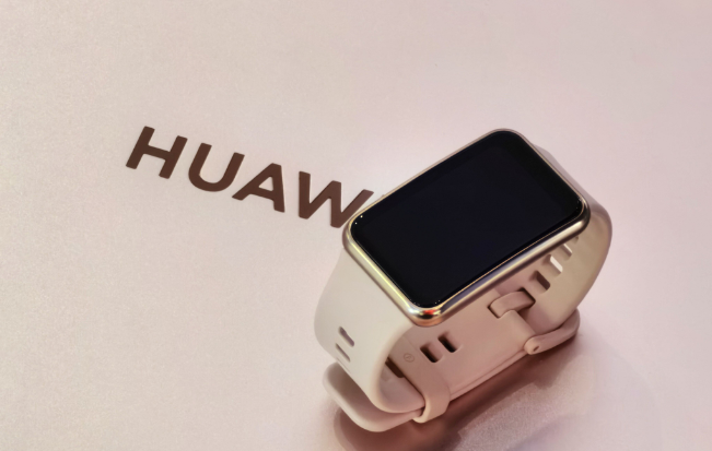 说说6华为手环6配置如何。