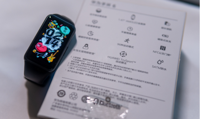 说说6华为手环6配置如何。