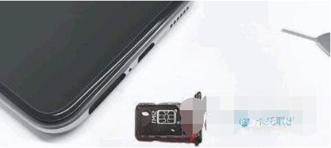 vivos12Pro怎么插电话卡。