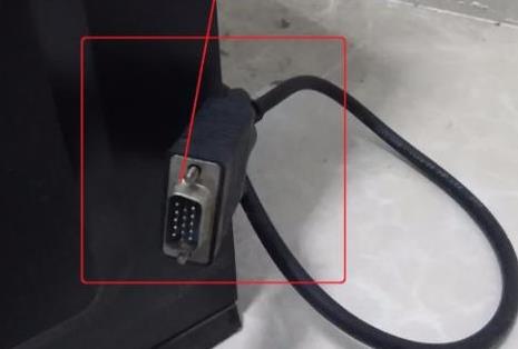 win10电脑显示器无信号怎么解决。