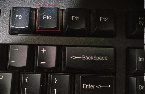 win10系统蓝屏终止代码driver怎么解决。