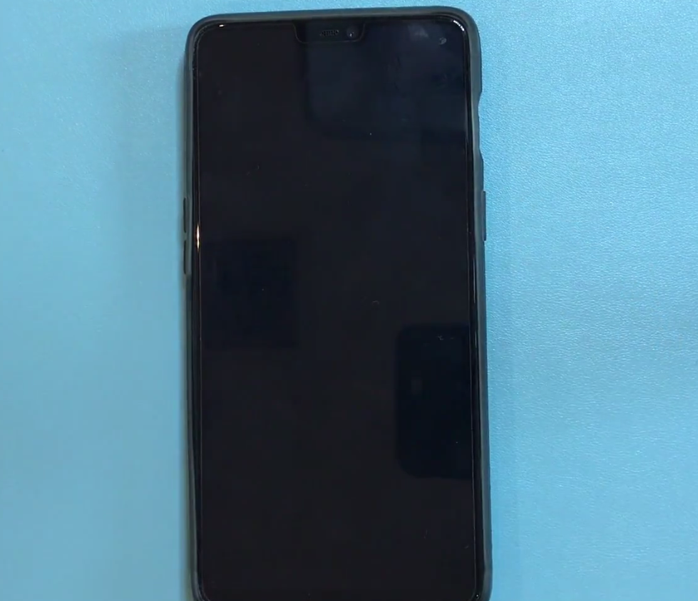 我来分享一加6中强制关机的简单步骤。