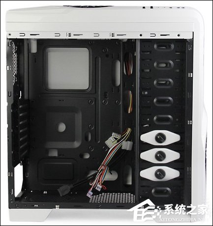 我来分享电脑机箱全塔和中塔有什么区别