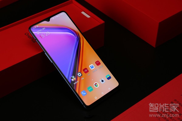 我来分享坚果pro3和一加7T有什么区别。