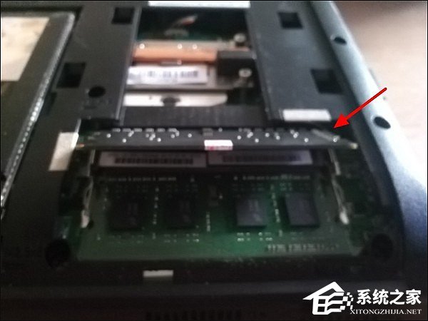 我来说说笔记本内存条怎么装