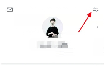 微信读书如何隐藏书架。