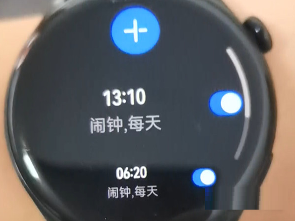 小编教你华为watch3Pro怎么设置闹钟。