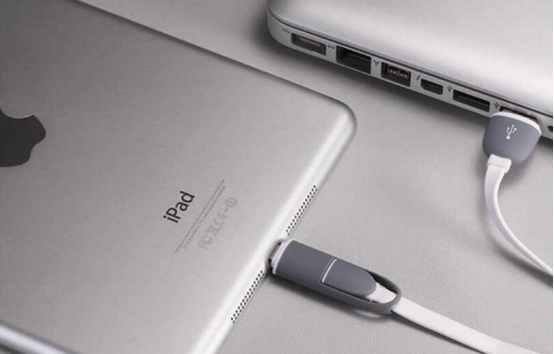 小编教你ipad插上数据线却显示不充电什么原因。