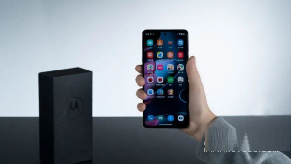 小编教你摩托罗拉edgeX30屏幕怎么样
