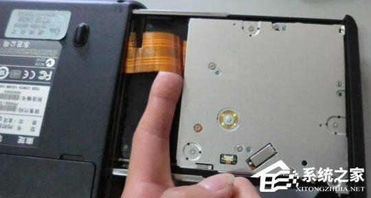 小编教你笔记本光驱不读盘怎么办