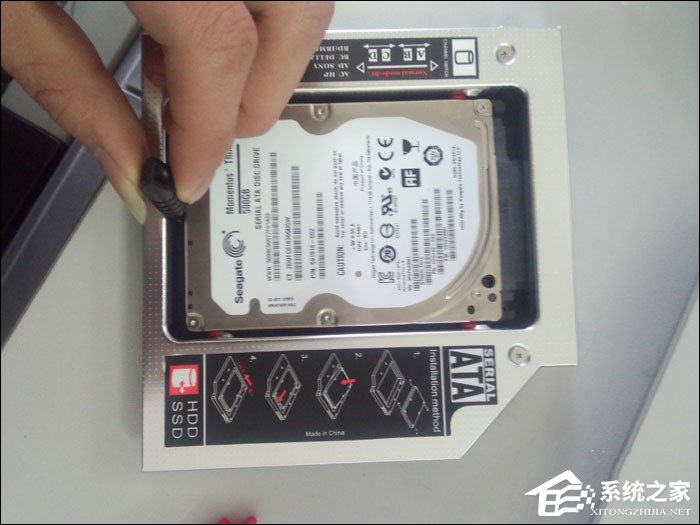 小编教你如何将SSD固态硬盘放在光驱位（固态硬盘千万别放在光驱位）