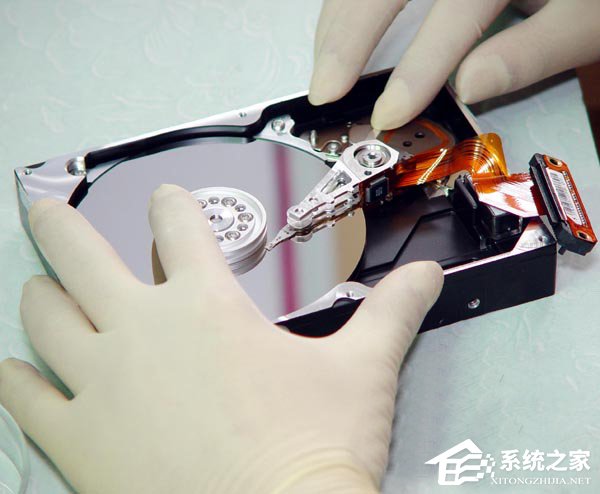 小编教你硬盘开盘数据恢复教程图解