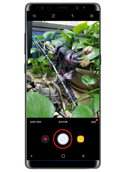 小编教你三星note8查看连拍照片的操作流程。