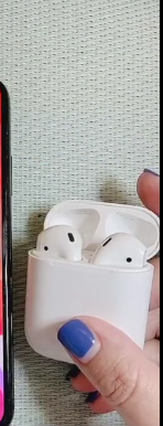 小编教你airpods怎么设置快速查看电量。