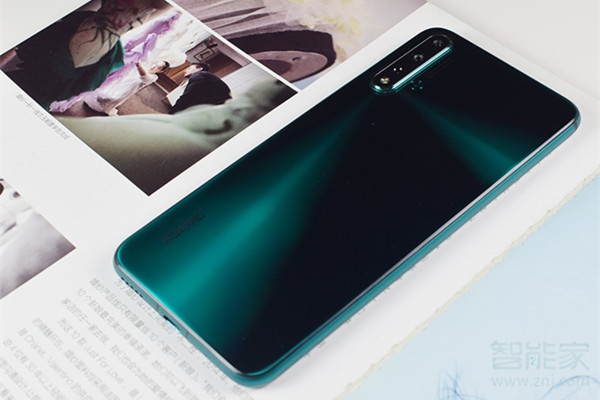 小编教你坚果pro3和华为nova5pro有什么区别。