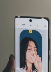 小米civi如何开启补光灯。