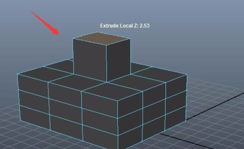 在maya里挤出命令的使用操作介绍。